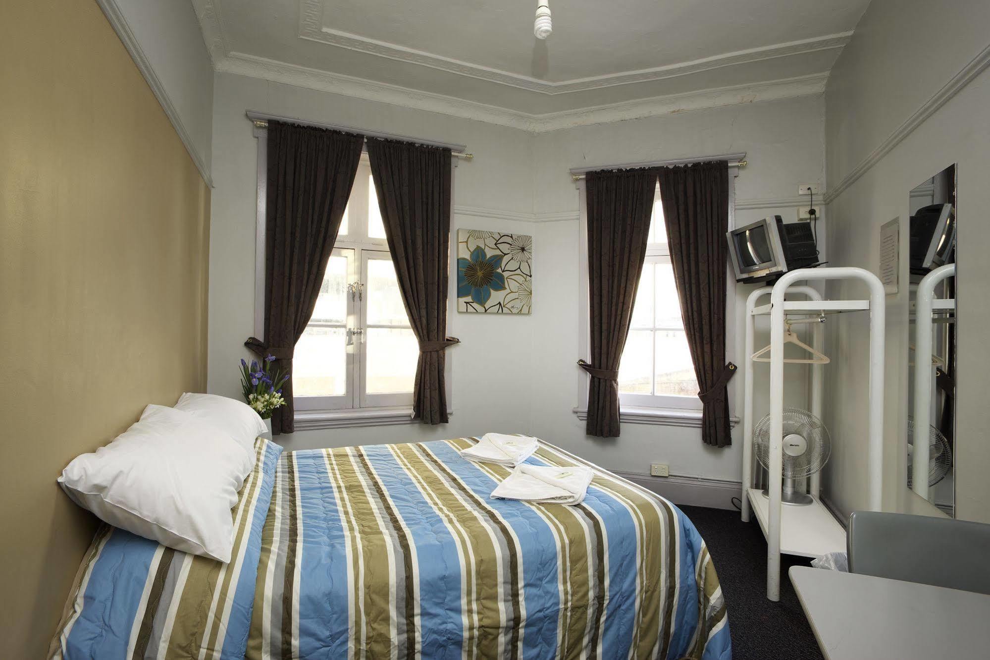 The George Street Hotel Sydney Esterno foto