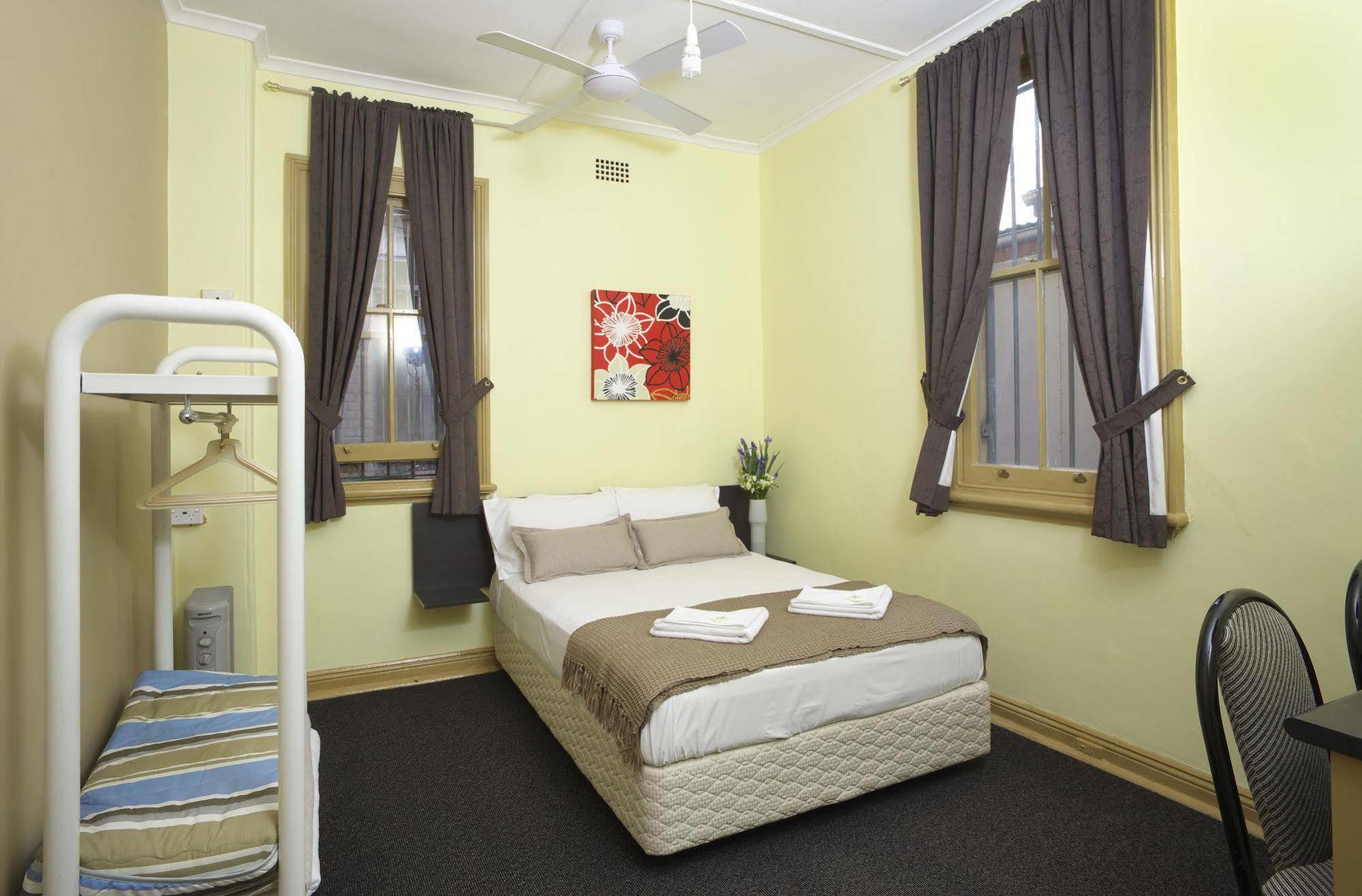 The George Street Hotel Sydney Esterno foto